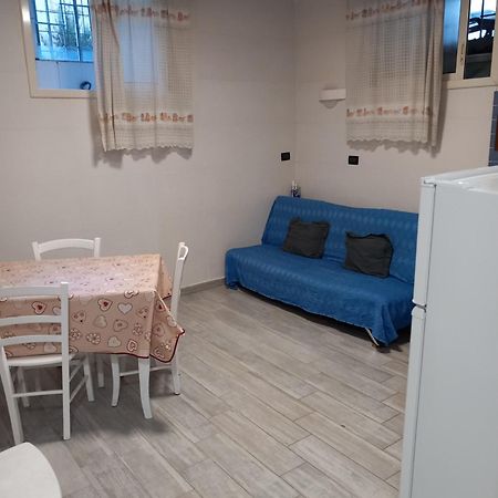 Appartamenti Cavarretta Seminterrati مونديلّو الغرفة الصورة